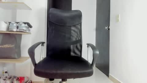 Karim online show from 02/23/26, 04:37