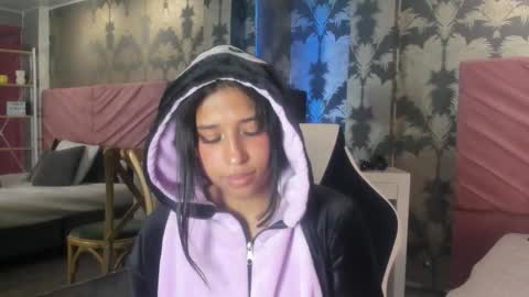 Snapshot of karin_ks chatting on 10/06/25, 07:11 Karina online show from 10/06/25, 07:11