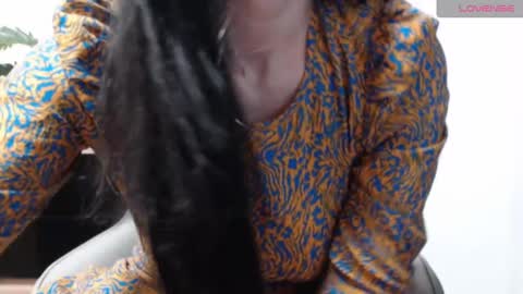 Snapshot of karin_lover chatting on 03/04/25, 06:15 You can call me K  online show from 03/04/25, 06:15