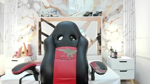 Snapshot of karina_analdeep chatting on 05/05/26, 08:50 Karina analDeep online show from 05/05/26, 08:50