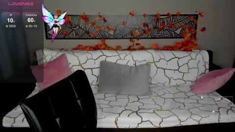 Snapshot of karina_kelly chatting on 11/09/25, 01:48 karina online show from 11/09/25, 01:48