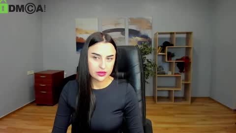 Snapshot of karina_nolan chatting on 11/17/25, 07:36 Karina Nolan online show from 11/17/25, 07:36