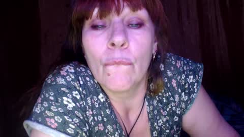 Snapshot of karina_ren chatting on 12/09/24, 03:00 Karina online show from 12/09/24, 03:00