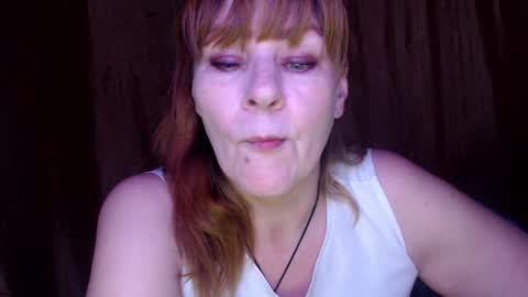 Snapshot of karina_ren chatting on 12/22/24, 05:23 Karina online show from 12/22/24, 05:23
