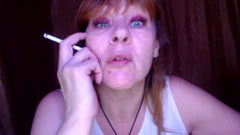 Snapshot of karina_ren chatting on 12/24/24, 10:55 Karina online show from 12/24/24, 10:55