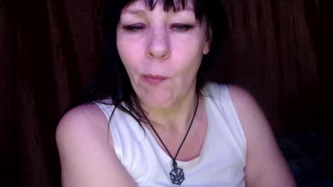 Snapshot of karina_ren chatting on 01/05/25, 04:25 Karina online show from 01/05/25, 04:25