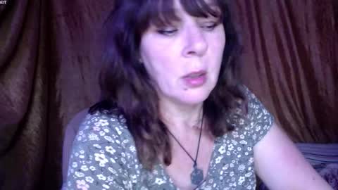Snapshot of karina_ren chatting on 10/16/25, 09:54 Karina online show from 10/16/25, 09:54