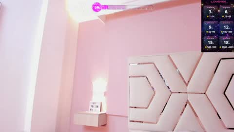 karina Taylor online show from 12/17/24, 04:23