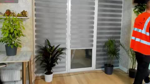 Onlyfans cute valerri       Real Nme Valerri online show from 12/13/24, 06:05