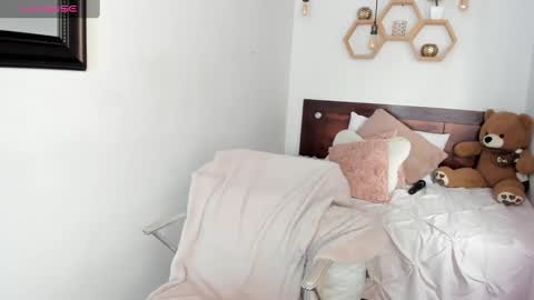 Snapshot of karinaebony_ chatting on 02/07/25, 06:24 Karina online show from 02/07/25, 06:24