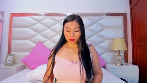 Karina Gomez online show from 10/07/25, 01:41