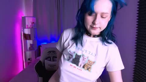 Karina online show from 04/28/26, 10:42