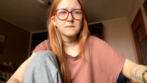 Karina online show from 04/19/26, 07:51