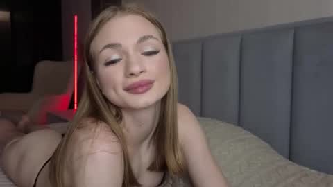 karinchik544 online show from 04/20/26, 11:46