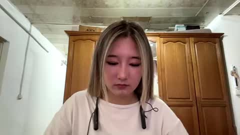 karissagius online show from 06/23/26, 09:07