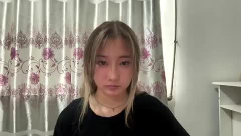 karissagius online show from 08/03/26, 08:13