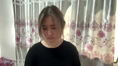 karissagius online show from 08/03/26, 09:04