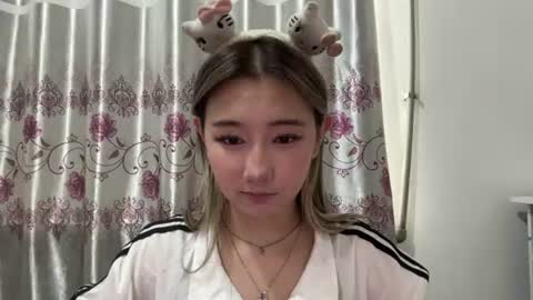 karissagius online show from 08/04/26, 09:01