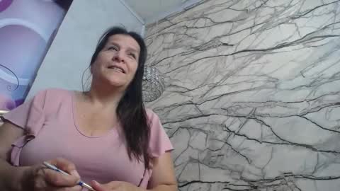 Karito online show from 11/11/25, 11:10