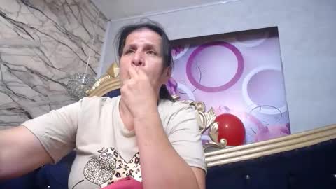 Karito online show from 12/04/25, 11:19