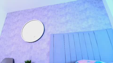 Karla online show from 10/23/25, 01:49