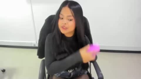 karla_cg online show from 10/09/25, 07:56