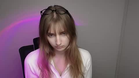 Karla online show from 09/27/25, 11:15