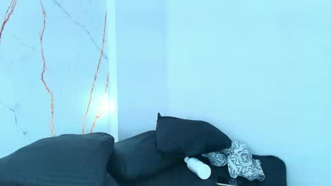 karla_hilton1 online show from 01/10/26, 11:34