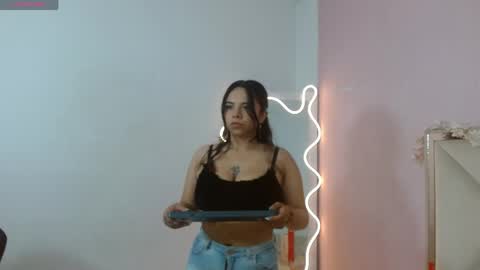 karla_tay1 online show from 05/06/26, 11:48