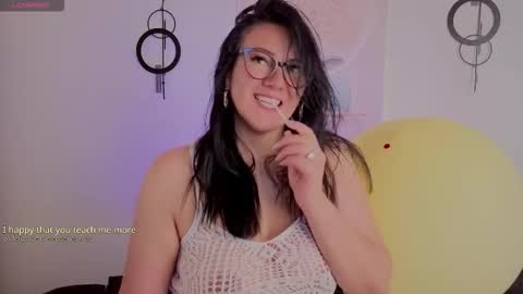 Snapshot of karla_valk1 chatting on 09/15/25, 05:24 karla online show from 09/15/25, 05:24