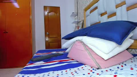 karolina  online show from 10/07/25, 07:22