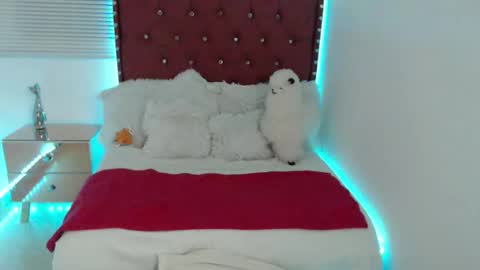 Snapshot of karlaa_bigxxx chatting on 05/18/26, 10:59 KARLA ARANGO online show from 05/18/26, 10:59