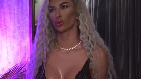 KarlaBart online show from 10/01/25, 07:53