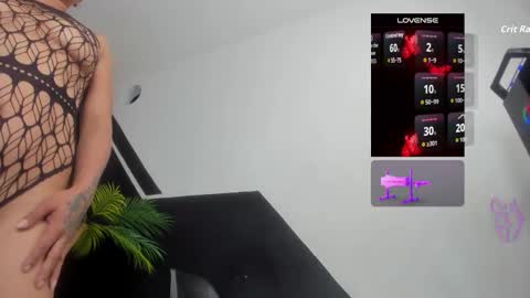 Snapshot of karlarusso chatting on 10/06/25, 07:55 karlarusso online show from 10/06/25, 07:55