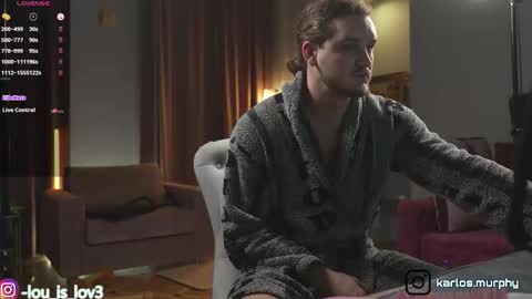 Karlos and Louis online show from 10/26/25, 03:12