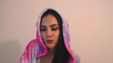 Snapshot of karlota_hank chatting on 12/23/24, 09:05 Karlis online show from 12/23/24, 09:05