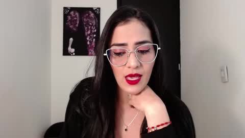 Snapshot of karlota_hank chatting on 09/12/25, 11:15 Karlis online show from 09/12/25, 11:15