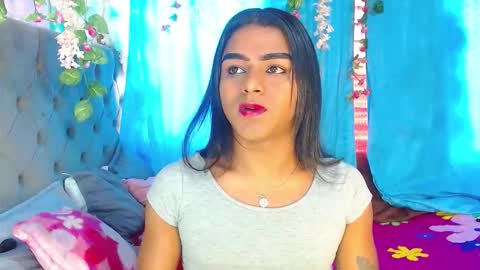 KARLY.  online show from 10/02/25, 11:17