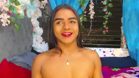 KARLY.  online show from 10/05/25, 08:01