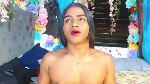 KARLY.  online show from 10/26/25, 07:58