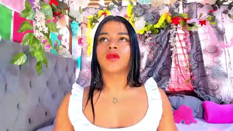 Snapshot of karly_coffe chatting on 05/30/26, 11:40 KARLY. online show from 05/30/26, 11:40