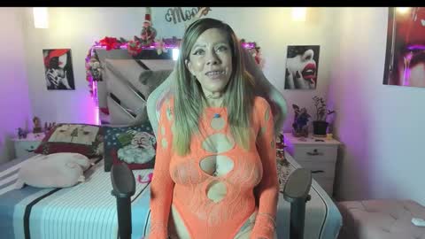 Karly Moonns online show from 12/18/25, 10:27