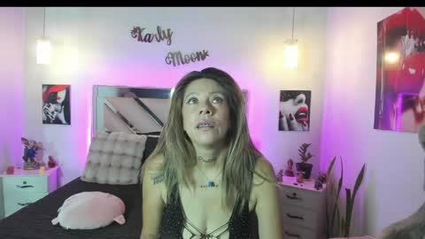 Karly Moonns online show from 04/19/26, 08:00