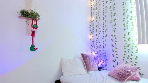 Karlye online show from 12/24/24, 03:26