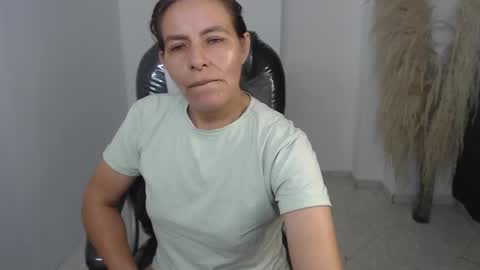 KARLYE online show from 12/23/25, 01:47