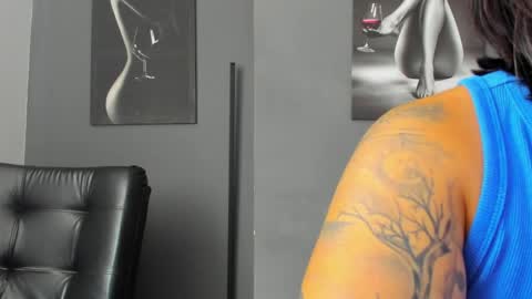   online show from 06/01/26, 03:47