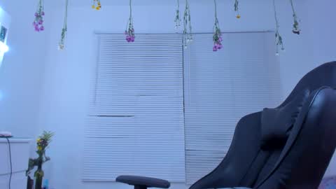 Karo online show from 02/16/25, 01:47