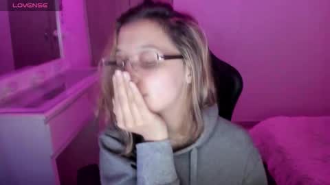 Karo online show from 11/29/25, 04:04