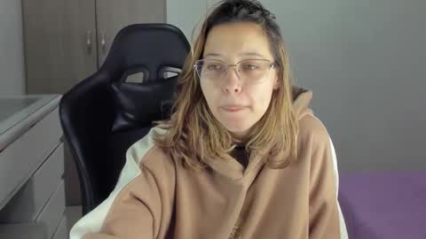 Karo online show from 12/22/25, 07:05