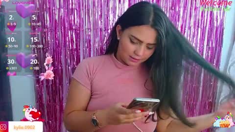 karol 09 online show from 01/08/25, 01:53